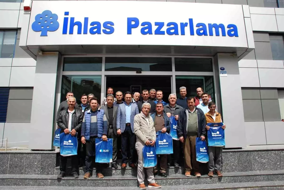 Türkiye Gazetesi'nin vefakar personeli unutulmadı