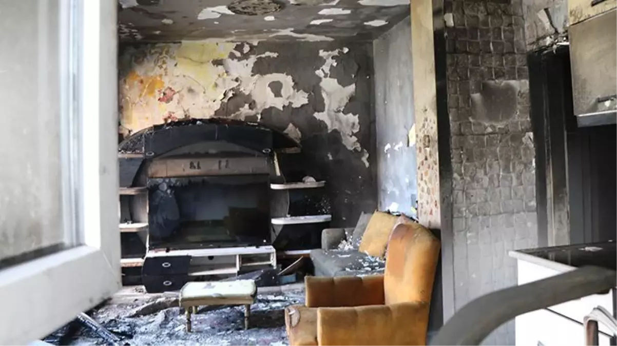 Annesinin kardeşini sokakta aramaya çıkmasını fırsat bilen çocuk patlattığı torpille evi kül etti