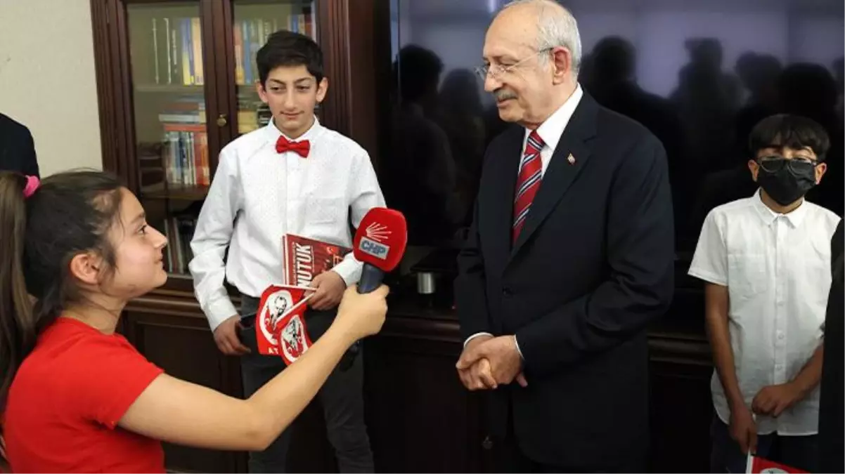 23 Nisan nedeniyle makamında ağırladığı minik, Kılıçdaroğlu'na 'Neden elektriğiniz kesildi?' diye sordu