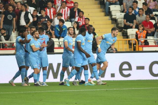 Antalya'da puanlar paylaşıldı! Kayserispor, Akdeniz ekibinin serisine son verdi