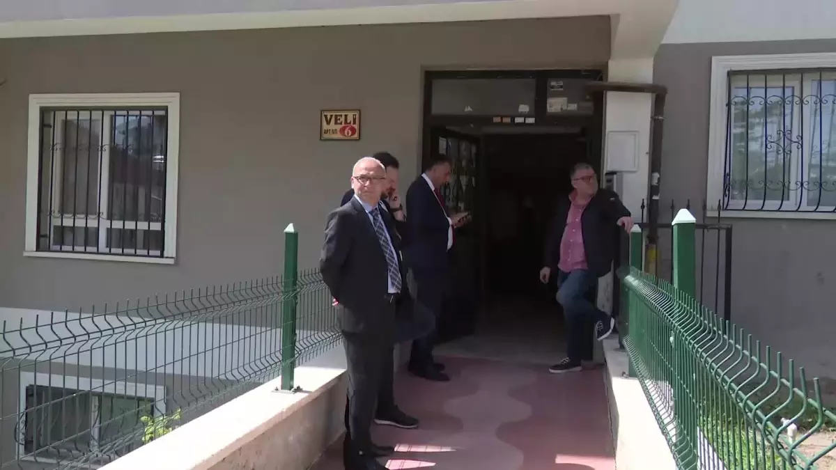 Kılıçdaroğlu'nun Ziyaret Ettiği 10 Aydır Karanlıkta Yaşayan Çocuklar 23 Nisan'ı Kutlayamadı: 'Kıyafetleri, Doğru Düzgün Bir Şeyleri Yoktu Ki...