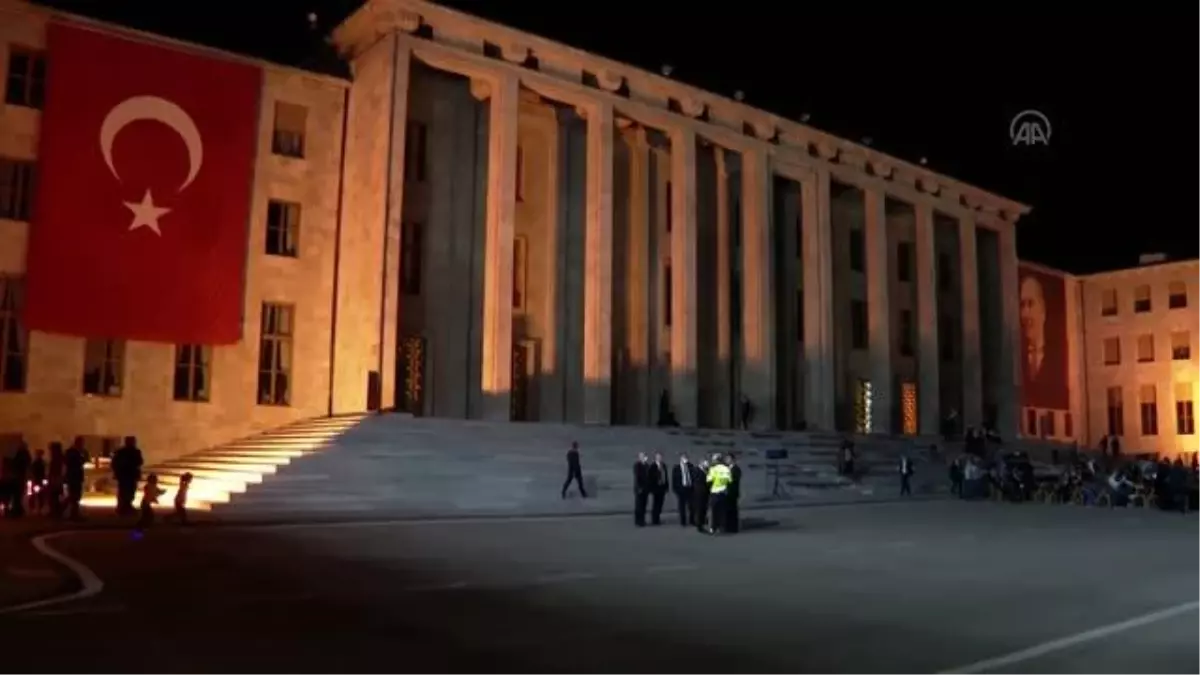 TBMM'de 'Kurtuluş Hattı' filminin 23 Nisan özel gösterimi yapıldı