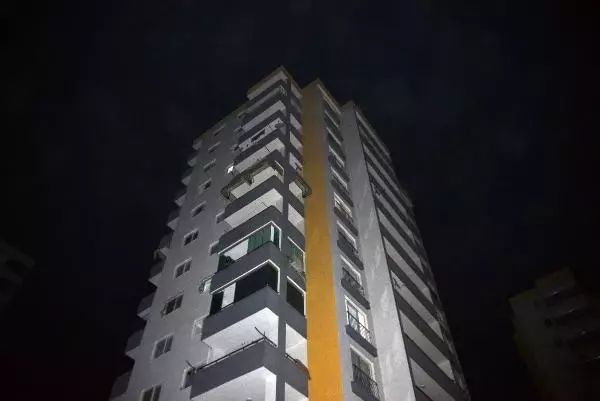 Gece yarısı korkunç olay! Gece yarısı korkunç olay!