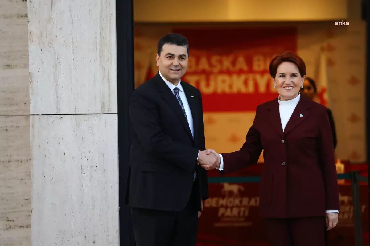 Akşener: Güçlü Türkiye'nin Anahtarı Olan Parlamenter Sistem Önerimizin Detaylarını Değerlendirdiğimiz Bu Kıymetli Toplantı İçin Tüm Genel Başkanlara...