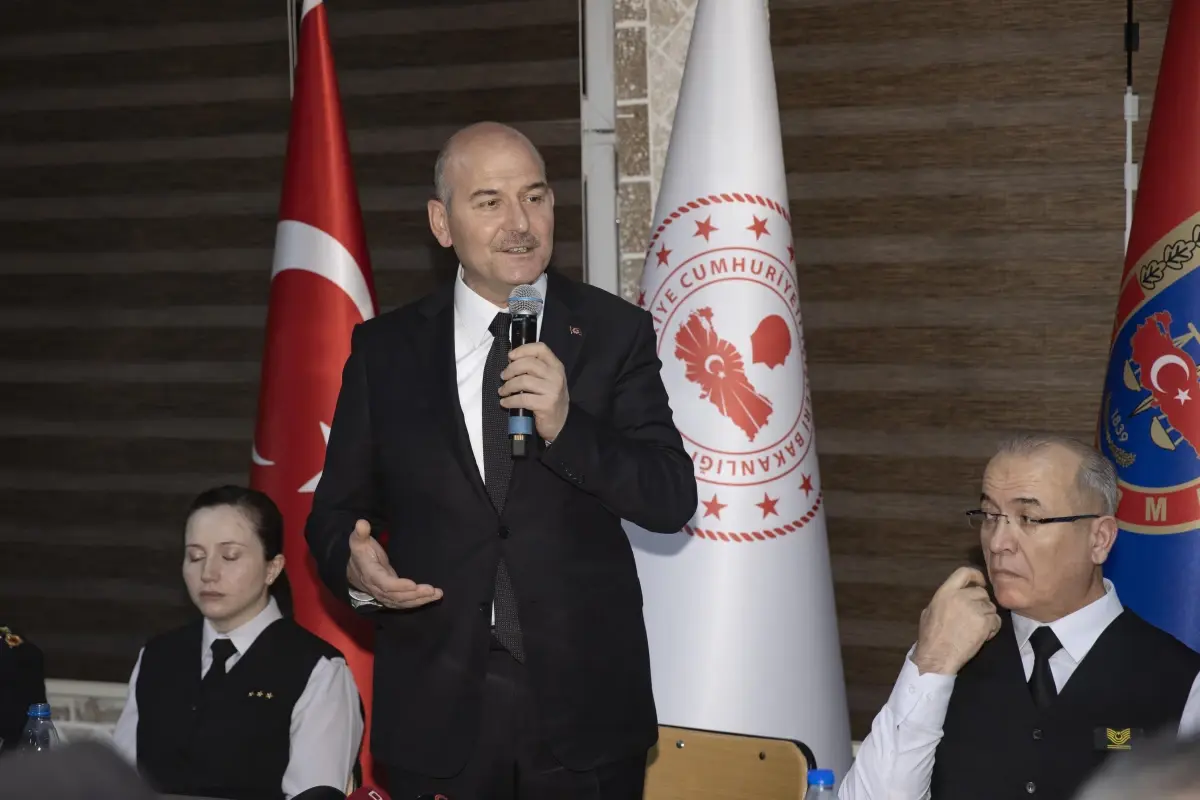 İçişleri Bakanı Soylu, Jandarma Genel Komutanlığı personeliyle iftar yaptı