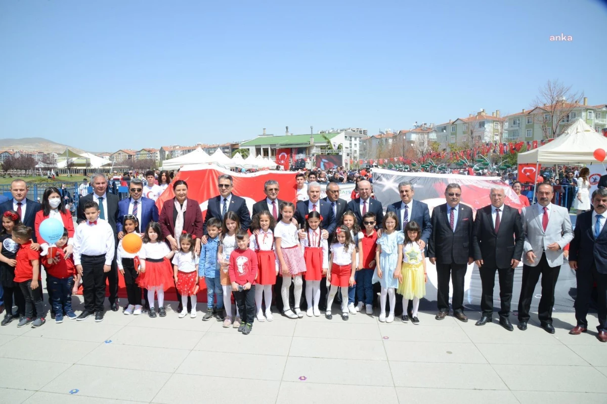 Kırşehir'de 23 Nisan Ulusal Egemenlik ve Çocuk Bayramı Coşkuyla Kutlandı