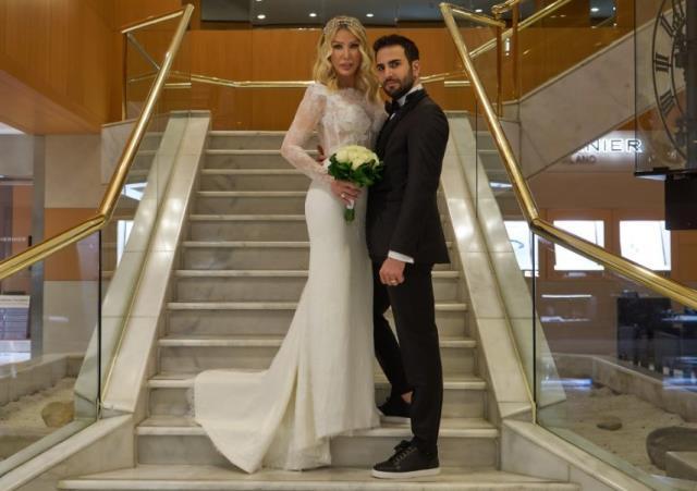 Sessiz sedasız evlenen Seda Sayan ve Çağlar Ökten'in öpüşme videosu ortaya çıktı Sessiz sedasız evlenen Seda Sayan ve Çağlar Ökten'in öpüşme videosu ortaya çıktı