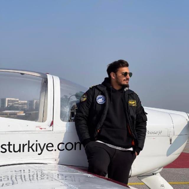 Son Dakika: Bursa'da sokak ortasına uçak düştü! Pilot ve yardımcısı hayatını kaybetti Son Dakika: Bursa'da sokak ortasına uçak düştü! Pilot ve yardımcısı hayatını kaybetti