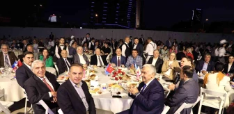 AK Parti İzmir'den 'Dünden Bugüne Yol Arkadaşlarımızla Vefa İftarı' programı
