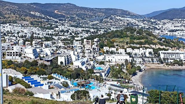 Bodrum'da bayram tatili yoğunluğu! Otellerde 1 gecelik konaklama ücreti 158 bin liraya kadar çıktı