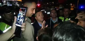 Genç adamın ölümü mahalleyi isyan ettirdi! Üst geçit talebiyle yolu kapatıp eylem yaptılar