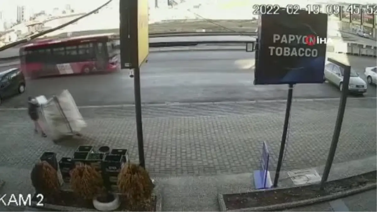 Son dakika haberi | Kağıt toplayıcısının hırsızlık anı kamerada