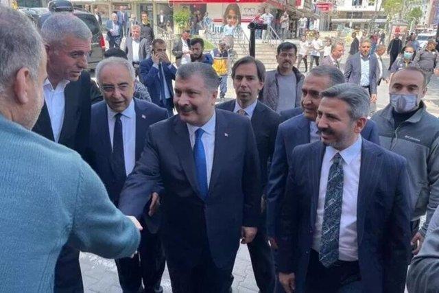 Son Dakika: Maske zorunluluğu tamamen kalkıyor mu? Milyonların merakla beklediği Bilim Kurulu, bugün saat 12.00'de toplanacak