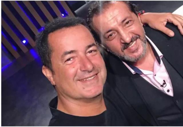 Acun Medya koridorlarının gündemi bu olay! Mehmet Yalçınkaya dolarla maaş yüzünden Acun'a rest çekip binadan çıkıp gitmiş Acun Medya koridorlarının gündemi bu olay! Mehmet Yalçınkaya dolarla maaş yüzünden Acun'a rest çekip binadan çıkıp gitmiş