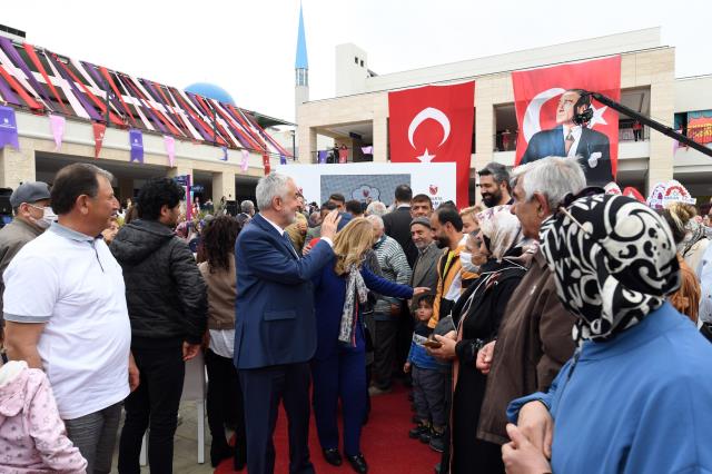 Isparta'da çeyrek asırlık özlem Belediye Başkanı Başdeğirmen ile son buldu
