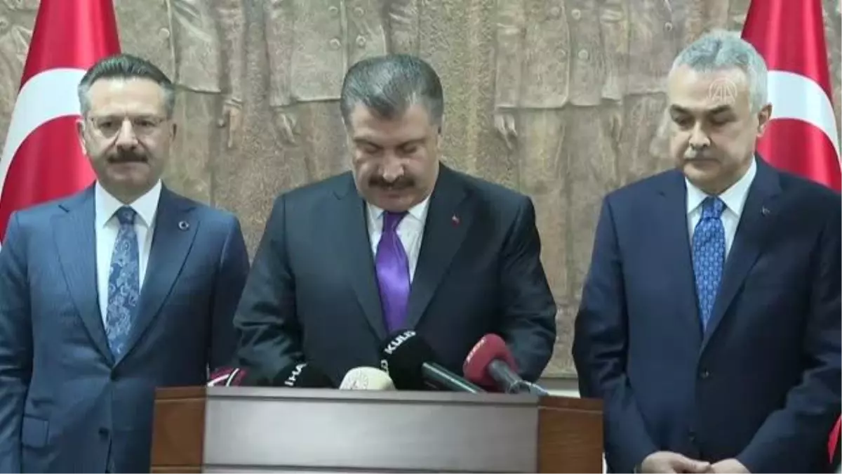 Koca: 'Vatandaşlarımızın nitelikli sağlık hizmetine erişebilmesi bu hastanelerimize can veren fedakar sağlık personelimizle mümkündür'