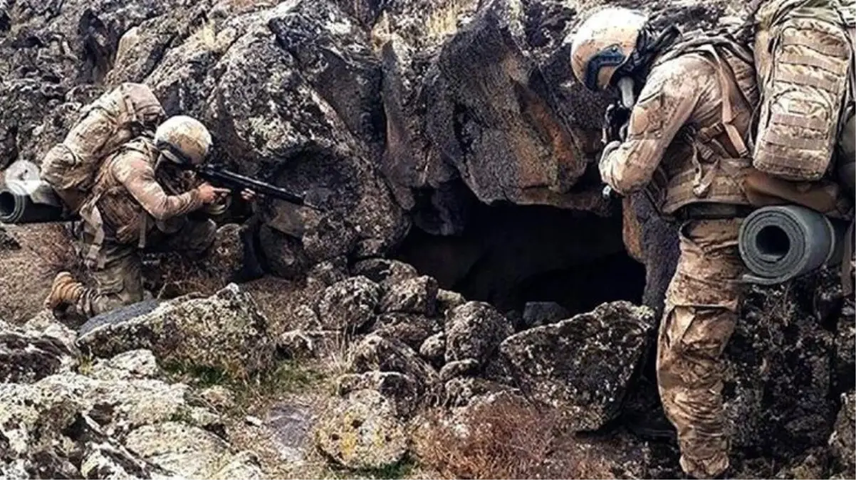 Milli Savunma Bakanı Akar: Pençe-Kilit Operasyonu kapsamında 57 terörist etkisiz hale getirildi