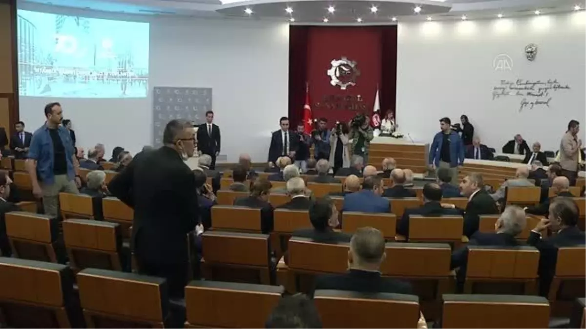Nebati: 'Öncü göstergeler büyümenin 2022'nin ilk çeyreğinde yıllık olarak yüzde 6-7 oranında gerçekleşeceğine işaret ediyor'