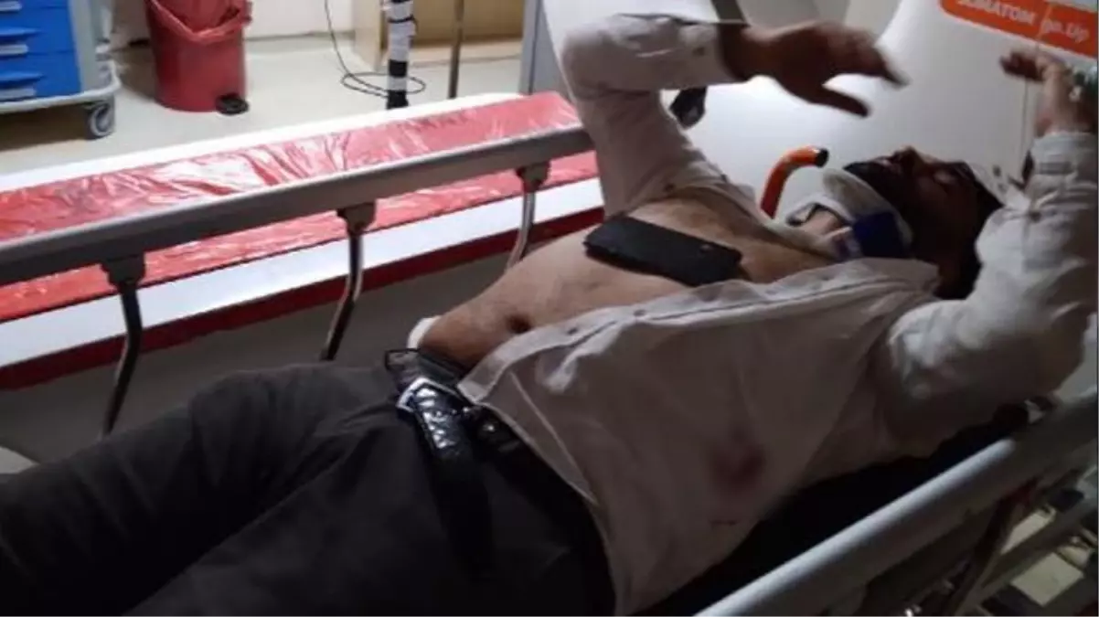 Altay'da seçime kan sıçradı! Taraftarlar görevi bırakan başkanın akrabasını bıçakladı