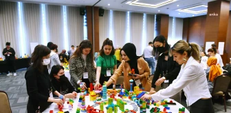 Ankara Büyükşehir'den Önce Öğretmenler Sonra Çocuklar İçin Oyun Eğitimi