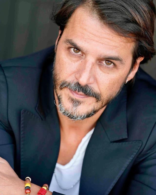 Gezi Parkı davasında verilen kararlara karşı gelen 117 ünlü isim, bildiri imzaladı Gezi Parkı davasında verilen kararlara karşı gelen 117 ünlü isim, bildiri imzaladı