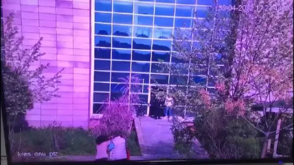 Evlenme teklifini reddeden kadını rehin aldı, silahın ateş almaması faciayı önledi Evlenme teklifini reddeden kadını rehin aldı, silahın ateş almaması faciayı önledi