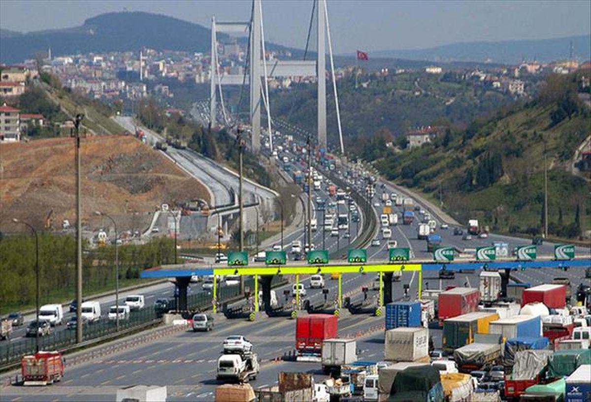 Bayramda köprü ve otoyollar ücretsiz mi? 2022 Ramazan Bayramı'nda hangi yollar ücretsiz?