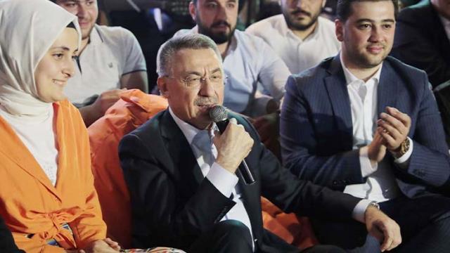 Fuat Oktay: Yuvarlak masa etrafında senaryo yazıyorlar