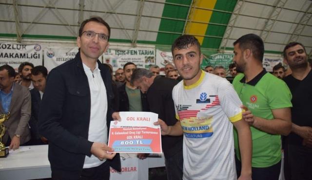 Kozluk Belediyesi 8. Geleneksel Oruç Ligi Futbol Turnuvası'nda kazanan dostluk oldu Kozluk Belediyesi 8. Geleneksel Oruç Ligi Futbol Turnuvası'nda kazanan dostluk oldu