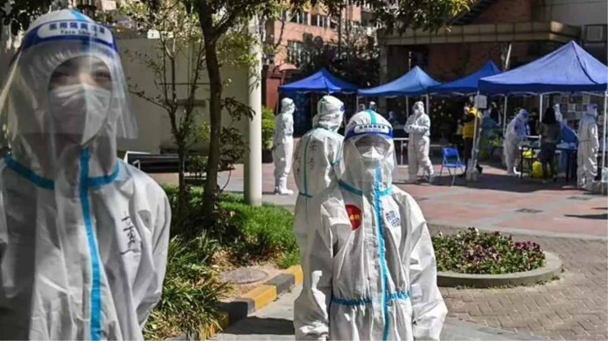 Artan vaka sayısı hükümetin tavrını sertleştirdi! Çin'de halk evden çıkamaz hale geldi