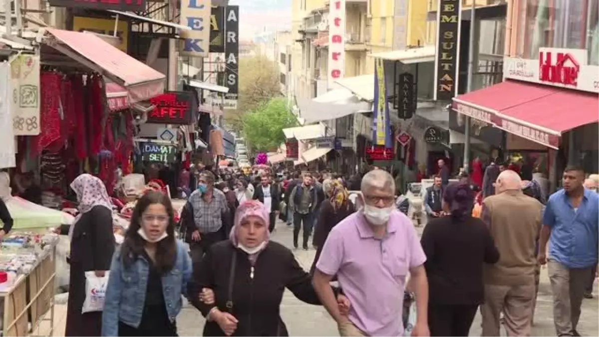Başkentte bayram öncesi alışveriş yoğunluğu