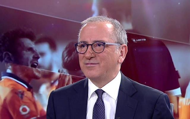 'e-Devlet hacklendi' diyerek gazetecileri dolandırmaya çalışan şahıs yakalandı 'e-Devlet hacklendi' diyerek gazetecileri dolandırmaya çalışan şahıs yakalandı