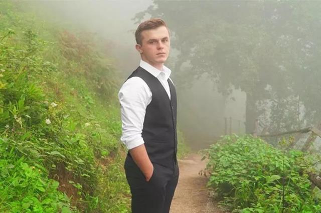 İmamoğlu'ndan fahiş hata! Trabzonspor'u tebrik etmek isterken Şehit Eren Bülbül yerine yanlış fotoğraf kullandı İmamoğlu'ndan fahiş hata! Trabzonspor'u tebrik etmek isterken Şehit Eren Bülbül yerine yanlış fotoğraf kullandı