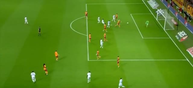 Sivassporlu futbolcu akıllara durgunluk verdi! Muslera bu golü hayatı boyunca unutamayacak