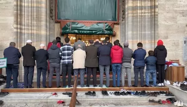 Ali Erbaş'tan Süleymaniye Camii'nde İngilizce hutbe! Dünyaya barış mesajı verdi