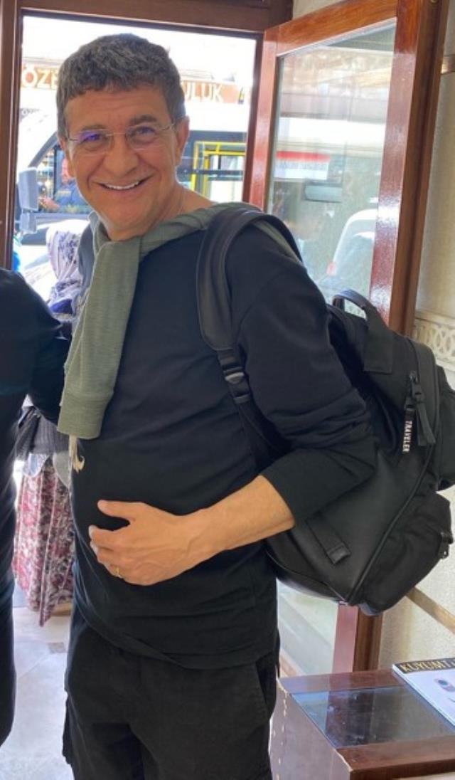 Çiçek Taksi'nin Fırıldak Ömer'i Cengiz Küçükayvaz, son haliyle gündem oldu Çiçek Taksi'nin Fırıldak Ömer'i Cengiz Küçükayvaz, son haliyle gündem oldu