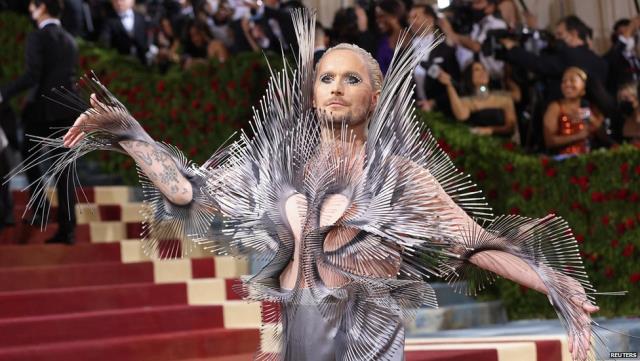 MET GALA 2022... ŞIKLIK YARIŞI! MET GALA 2022... ŞIKLIK YARIŞI!
