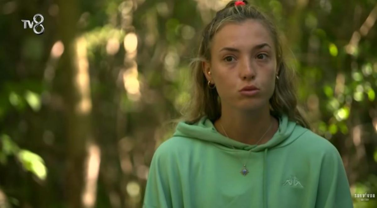Survivor Sude nerede, neden yok, yarışmada niye yok? Survivor 2022 Sude sakatlandı mı, oyunda neden yok?