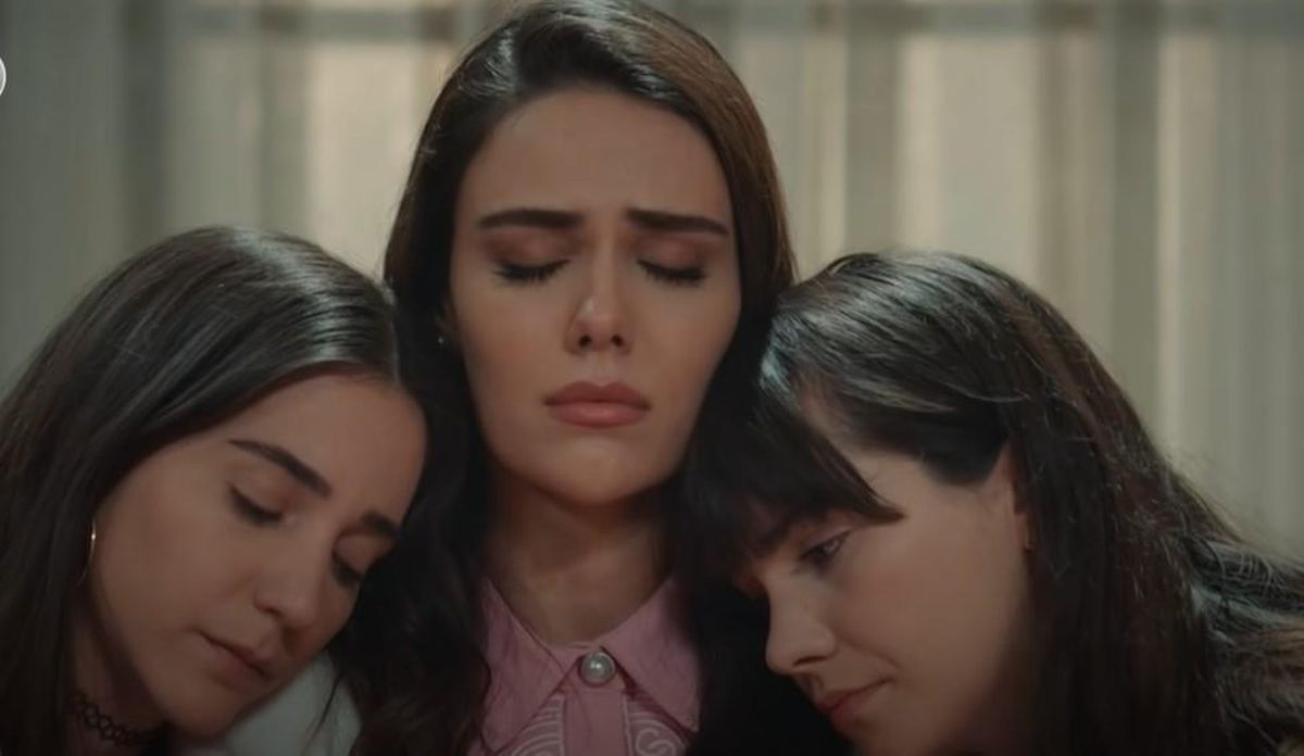 Üç Kız Kardeş yeni bölüm ne zaman, saat kaçta? BİTİYOR MU? Üç Kız Kardeş bu hafta yok mu? Üç Kız Kardeş neden yok, bu akşam yok mu, hangi kanalda?