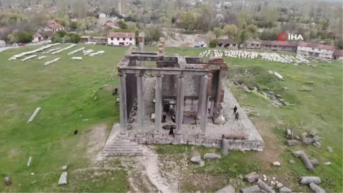 Aizanoi Antik Kenti'nde ilkbahar güzelliği