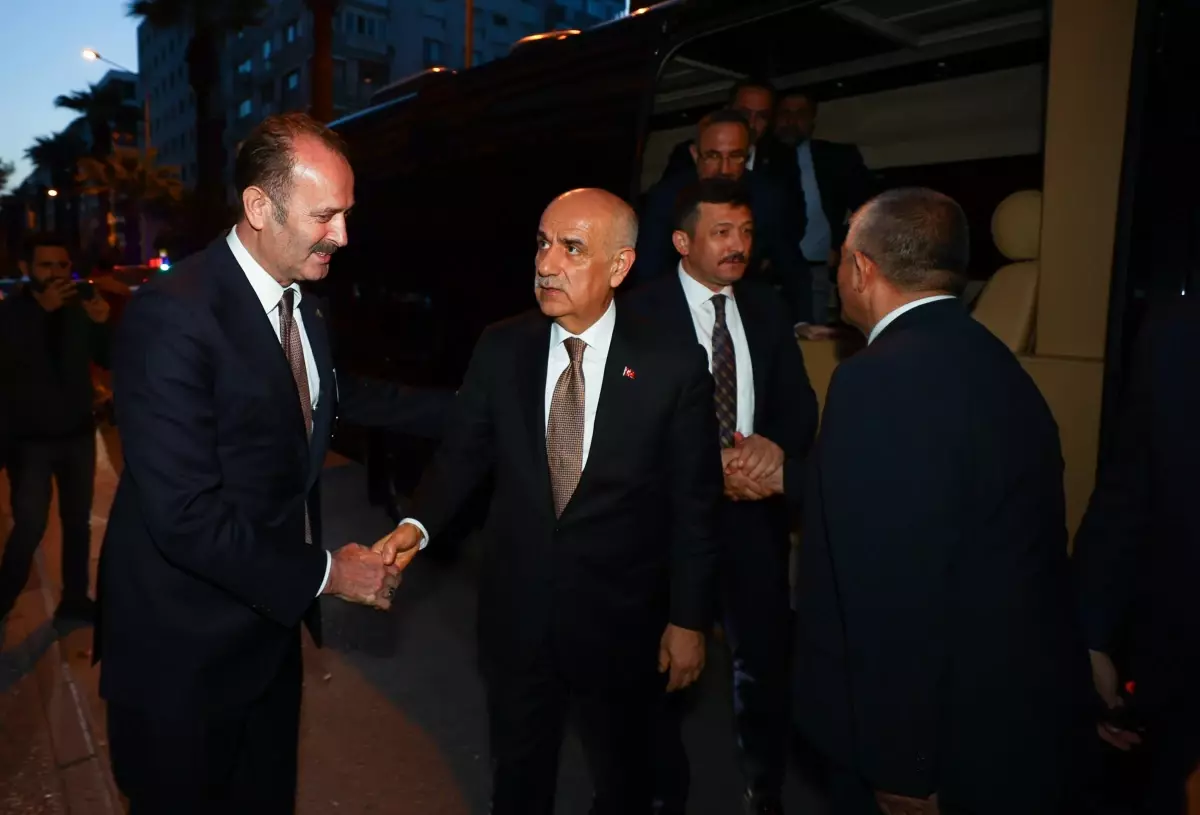 Bakan Kirişci'den İzmir övgüsü