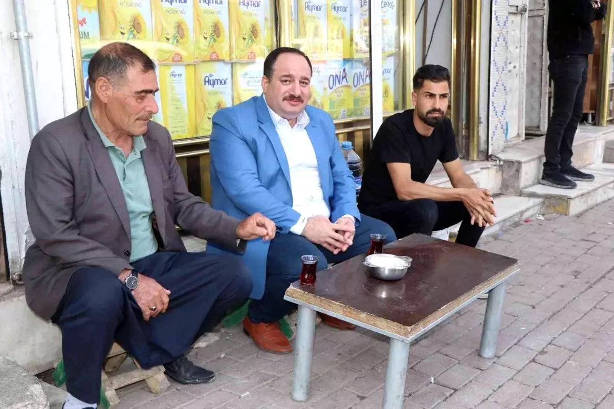 Başkan Ekinci mesaiye esnaf gezisi ile başladı