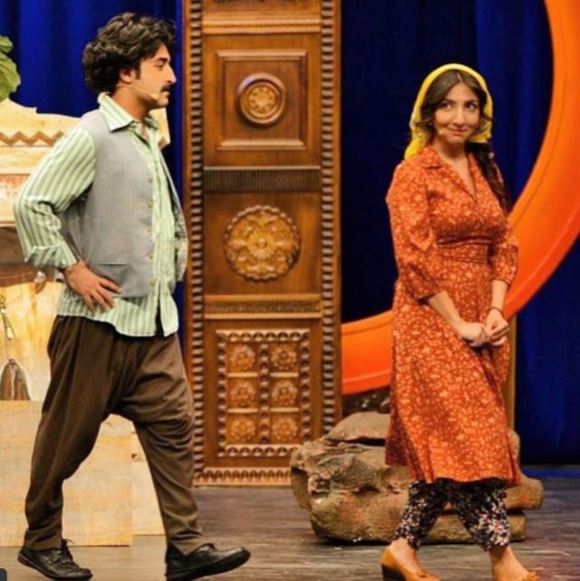 Güldür Güldür Show'un yıldızı aşkını ilan etti! Sevgilisiyle samimi pozunu paylaştı Güldür Güldür Show'un yıldızı aşkını ilan etti! Sevgilisiyle samimi pozunu paylaştı