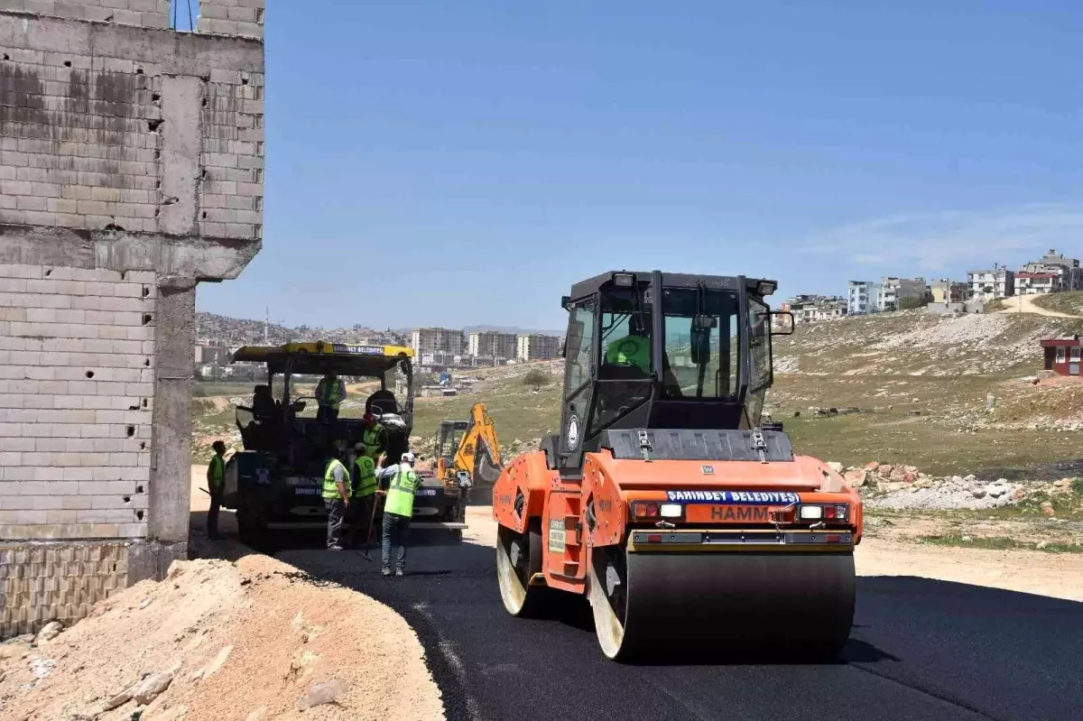 Şahinbey'de bahar ile birlikte asfalt çalışmaları hız kazandı