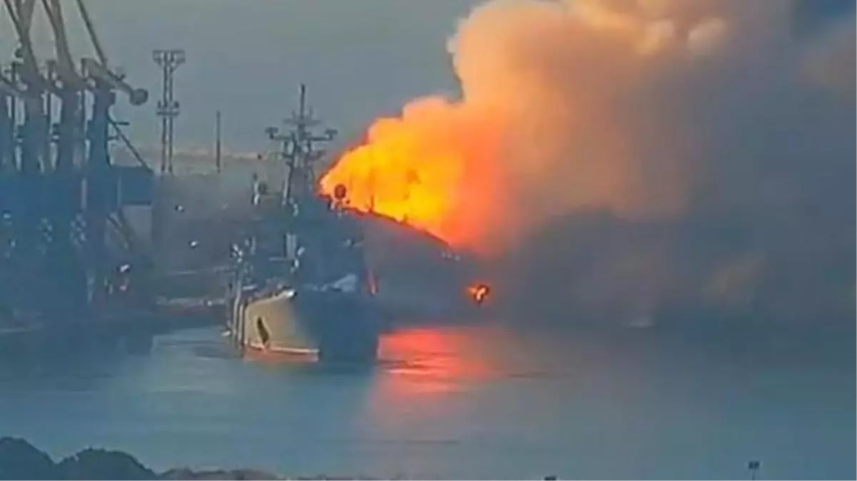 Rusya'nın Moskova kruvazörünün ABD'nin verdiği istihbarat üzerine batırıldığı iddia edildi