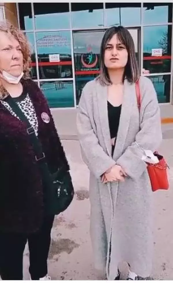 Eşini eşarpla boğmaya çalıştı, suçu cinlerin üzerine attı: Bana musallat oldular