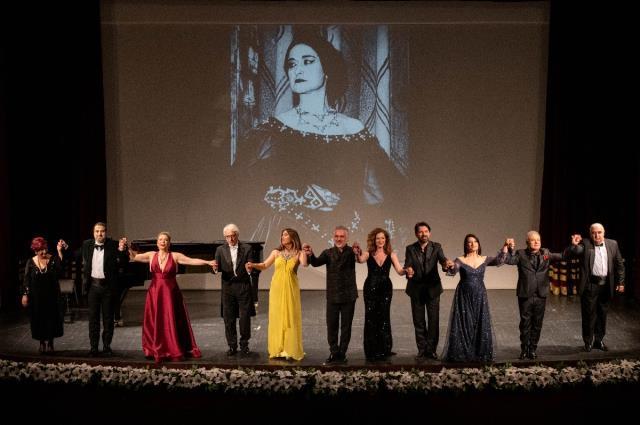 Leyla Gencer... SÜREYYA OPERASI'NDA ANMA!