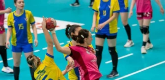 Hentbol Kadınlar Türkiye Kupası'nda Yenimahalle Belediyespor üçüncü oldu