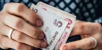 Memur-Sen: 4 kişilik bir ailenin açlık sınırı 5 bin 263 lira, yoksulluk sınırı ise 14 bin 534 lira oldu