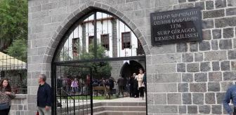 Sur Olayları'nda zarar gören Surp Giragos Ermeni Kilisesi yedi yıl sonra ibadete açıldı